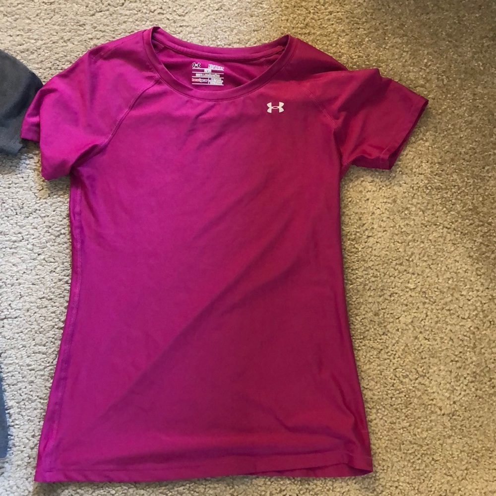 jcrew shorts and under armor shirts